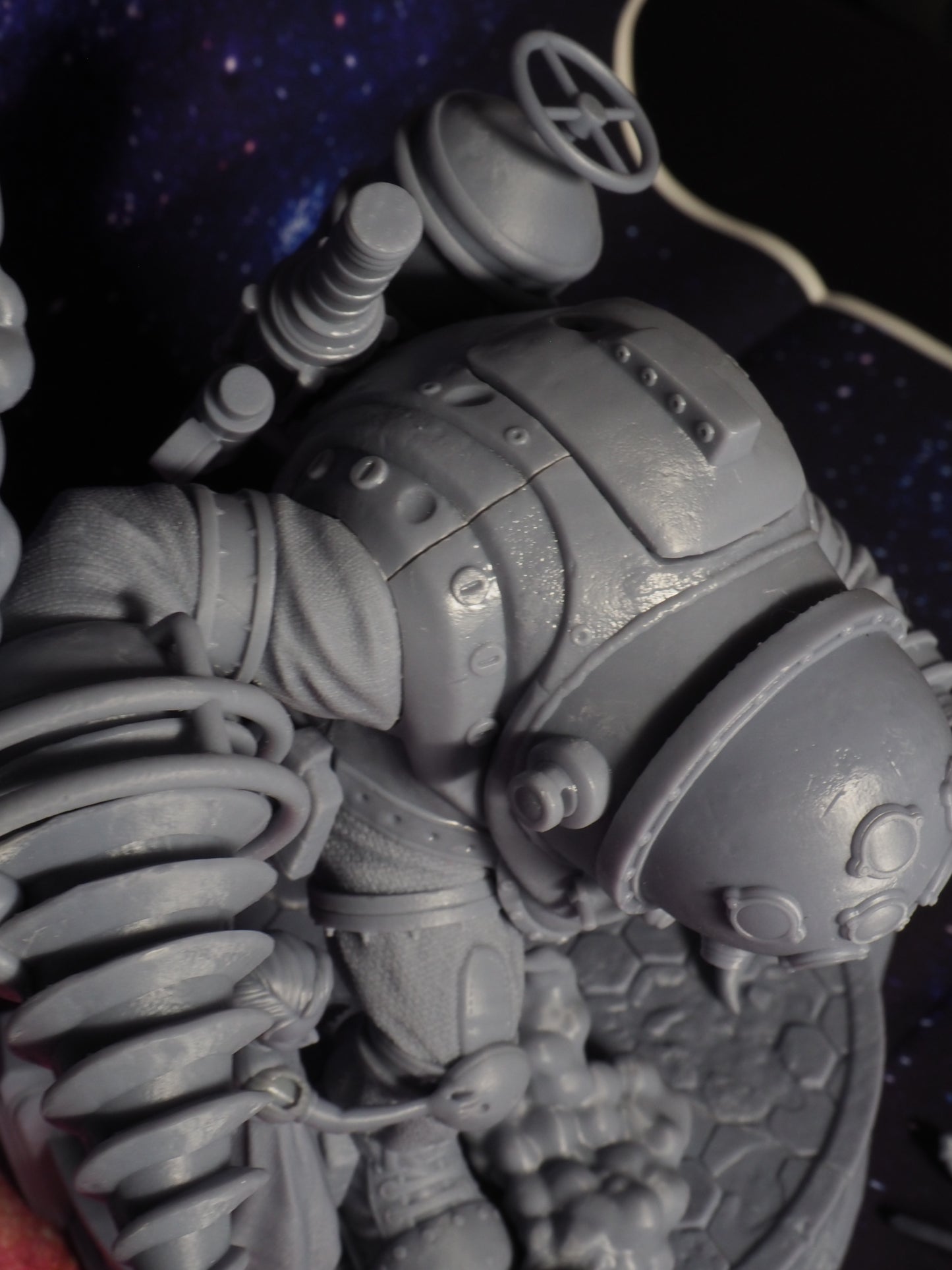 Bouncer Bioshock Diorama Fullsize Statue (Unpainted)