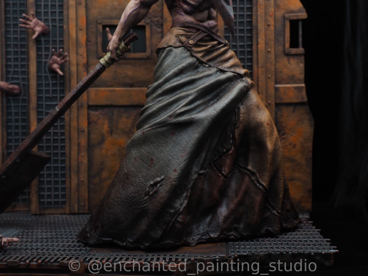 Pyramid Head Diorama Fullsize Statue